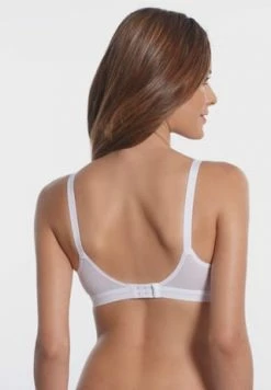 Triumph Triaction Trophy N Sport-BH, Stretchträger, Optimierter Feuchtigkeitstransport, Für Damen WEISS -Sloggi Shop unnamed file 1127