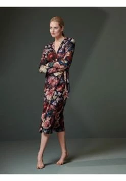 ESSENZA Morgenmantel Vera Claire Indigo Blue 3 ESSENZA Morgenmantel Vera Claire Indigo Blue -Sloggi Shop unnamed file 1891