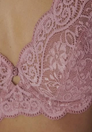 Amourette 300 Bügel-BH, Blütenspitze, für Damen Triumph Amourette 300 Bügel-BH, Blütenspitze, Für Damen NAKED PINK -Sloggi Shop unnamed file 323