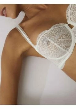 SIMONE PÉRÈLE Damen Halbschalen-BH Karma Naturel -Sloggi Shop unnamed file 483